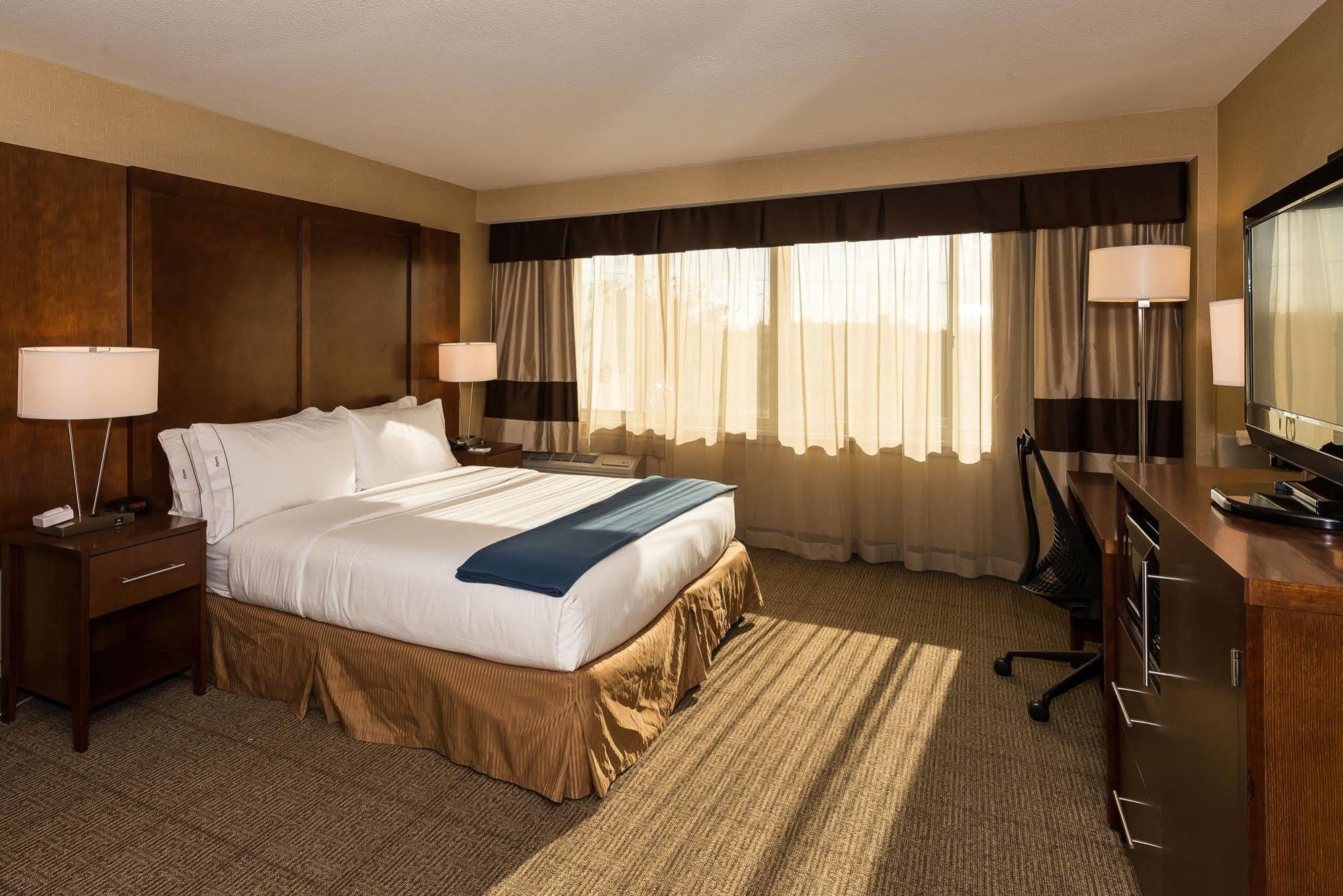 Holiday Inn Express Washington Dc Silver Spring By Ihg Bagian luar foto