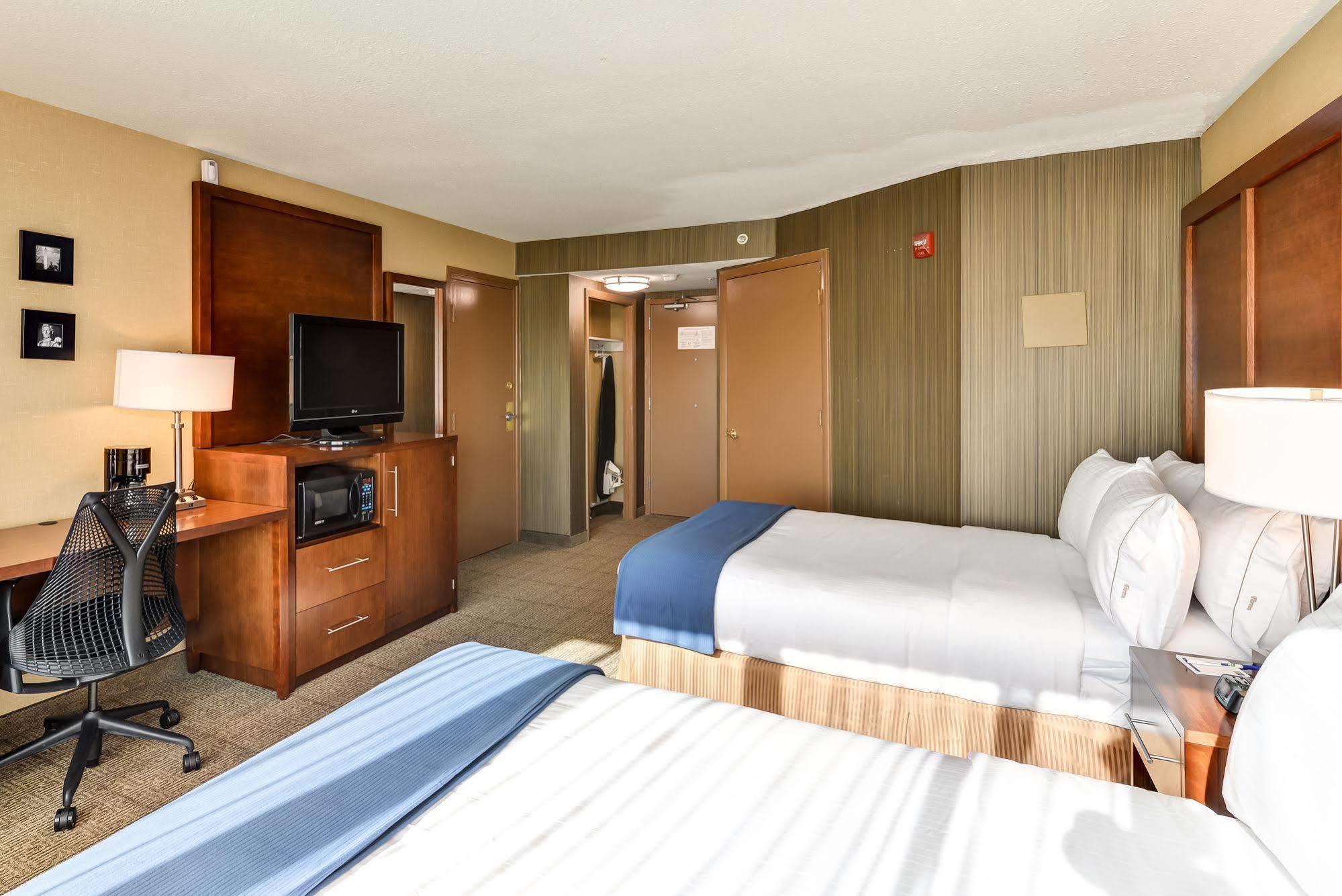 Holiday Inn Express Washington Dc Silver Spring By Ihg Bagian luar foto