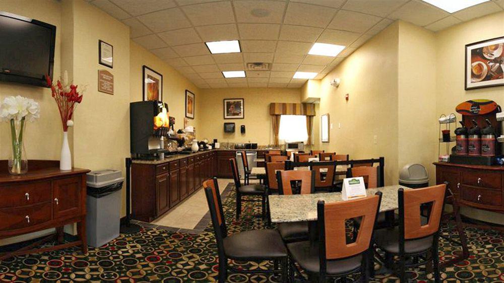 Holiday Inn Express Washington Dc Silver Spring By Ihg Bagian luar foto